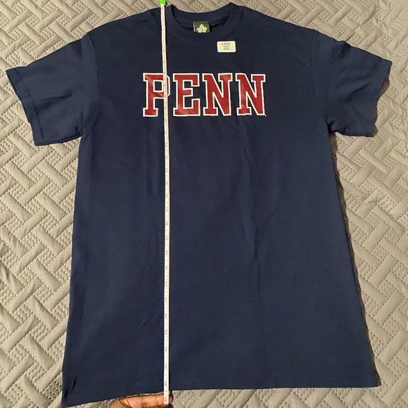 University of Pennsylvania T-Shirt - Picture 3 of 4